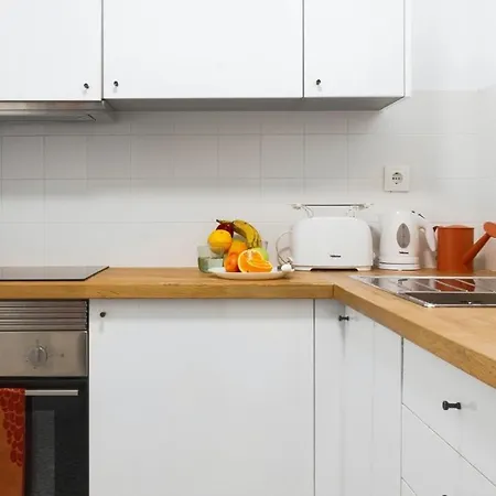 Plum Guide - Steplock Apartamento Lisboa